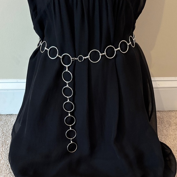 Garage Accessories - Silver Circle Link Chain Belt